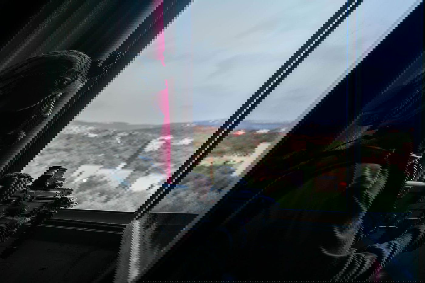 מבצע אחד, 99 תמונות: כך נראה "שובר גלים" בעדשה