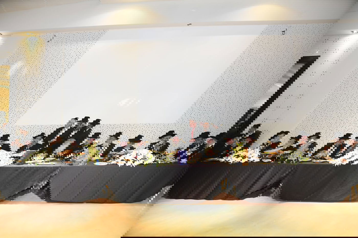 בכיר ש"ס אבי אמסלם חיתן בת, רבנים ואישי ציבור השתתפו