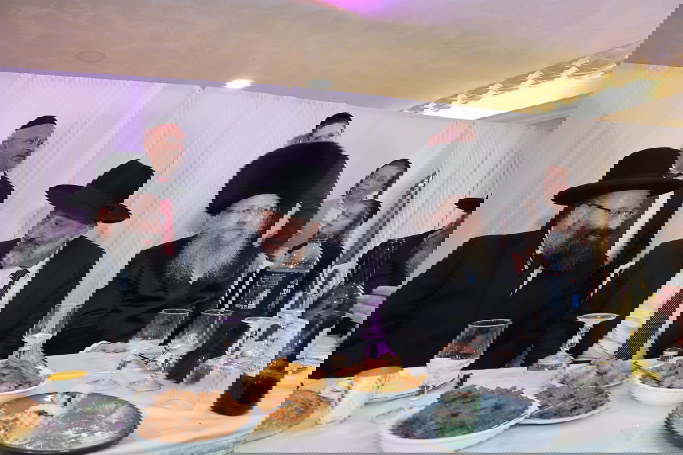 בהשתתפות המונים: שמחת החתונה לבתו של יו"ר ועד הישיבות הגרח"א קאופמן