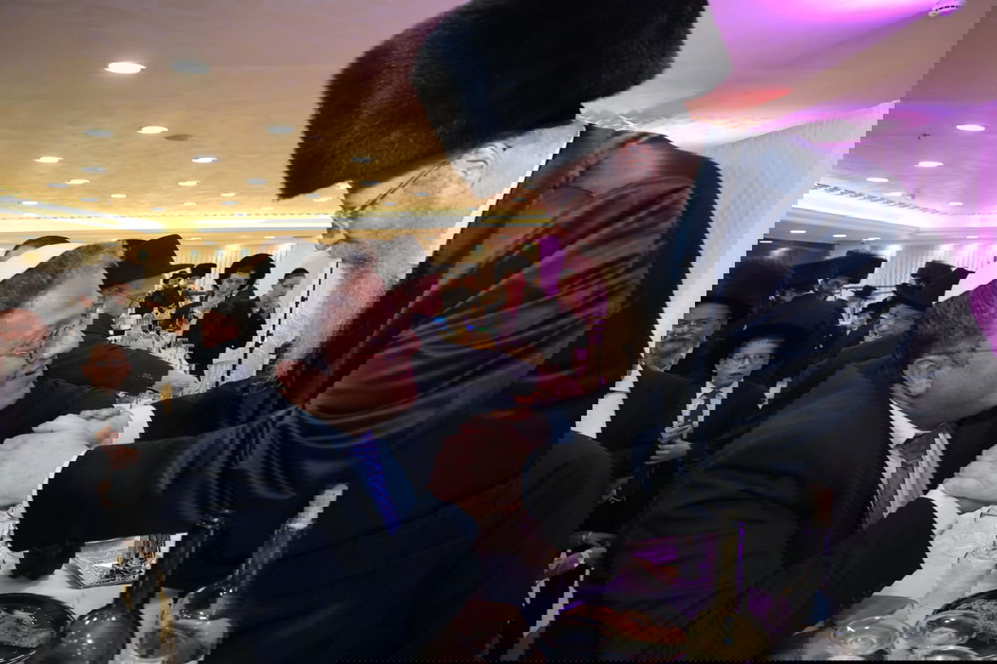 בהשתתפות המונים: שמחת החתונה לבתו של יו"ר ועד הישיבות הגרח"א קאופמן