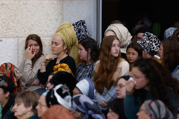 ירושלים: אלפים בהלווייתו של ראש ישיבת הר המור • תיעוד