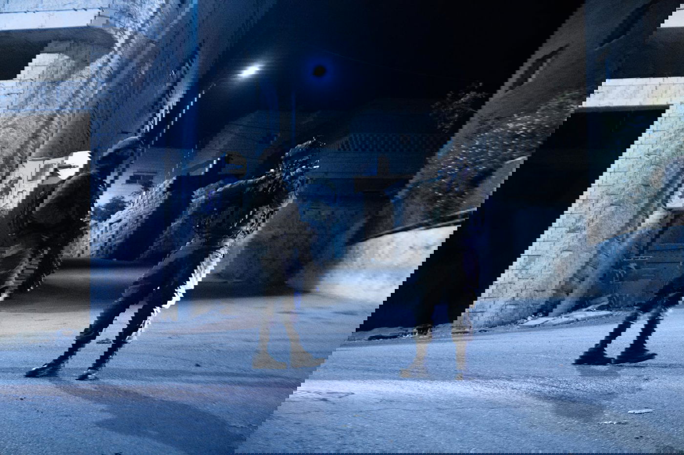 תחת ירי והפרות סדר אלימות: שמונה מבוקשים נעצרו | צפו