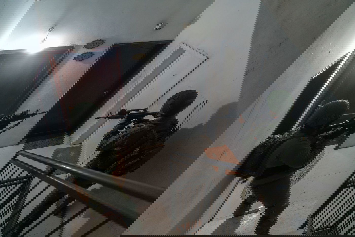 תחת ירי והפרות סדר אלימות: שמונה מבוקשים נעצרו | צפו