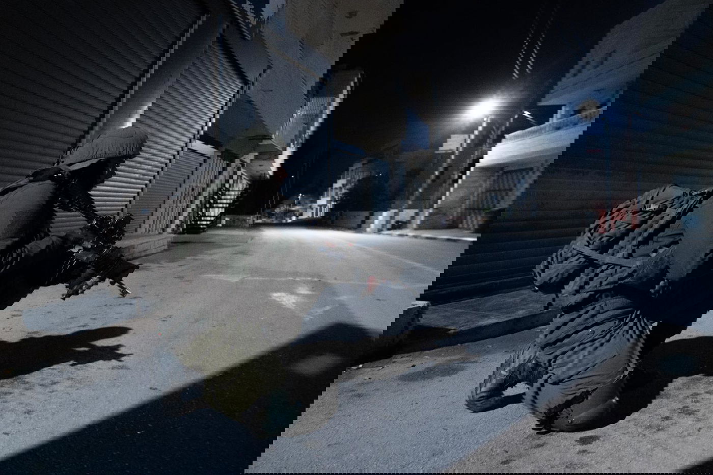 תחת ירי והפרות סדר אלימות: שמונה מבוקשים נעצרו | צפו