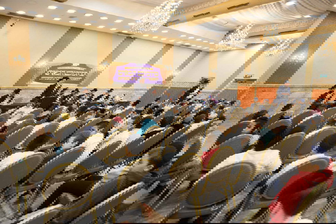 התרגשות בחיידר באלעד: התלמיד הצעיר סיים ש"ס משניות בעל פה