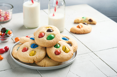 רכות ומתוקות: עוגיות שמנת חמוצה וחמאה נוסטלגיות