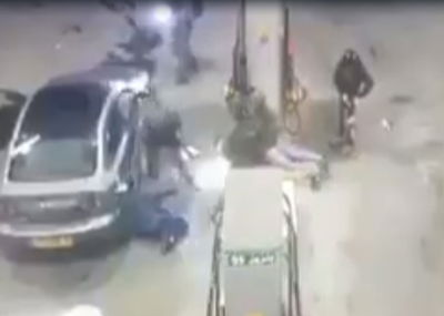 בנשקים שלופים: מבוקשים נעצרים בפשיטה על תחנת דלק