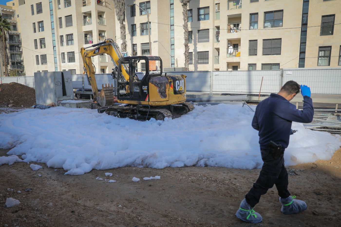 לילה שני שזה קרה: אלמוני הצית כלי הנדסי בשווי מאות אלפי ש"ח