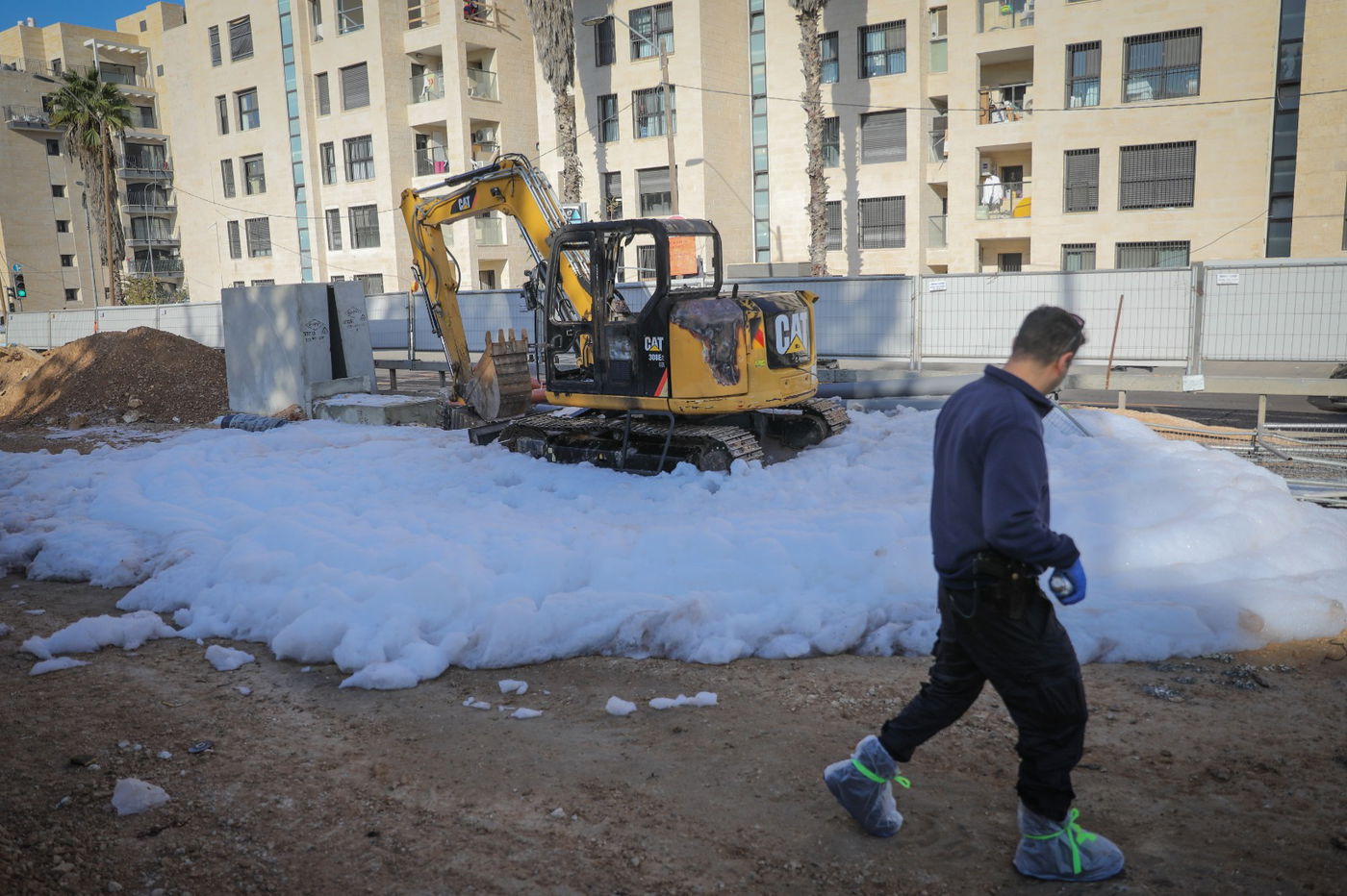 לילה שני שזה קרה: אלמוני הצית כלי הנדסי בשווי מאות אלפי ש"ח