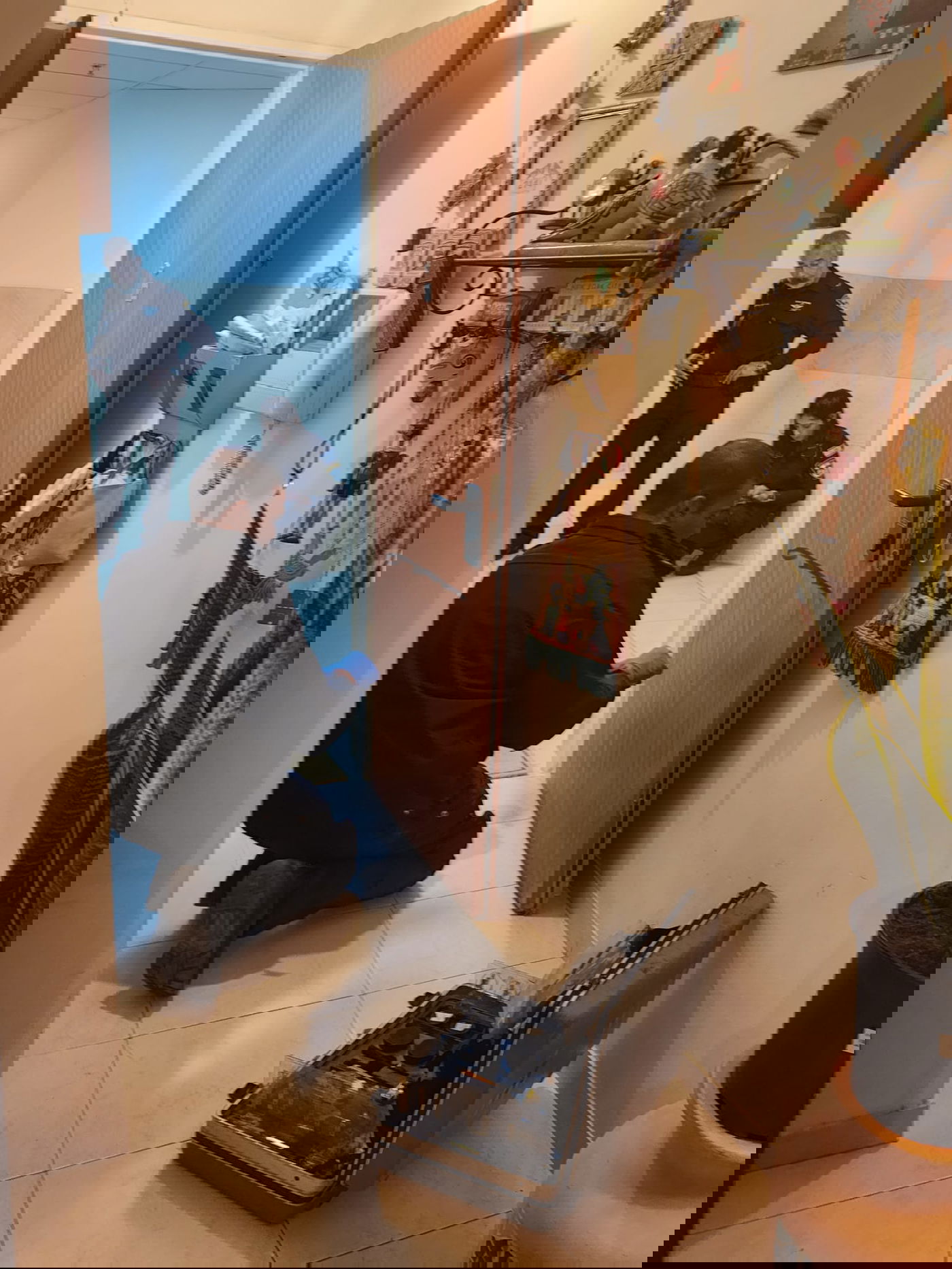 האחיין גילה: רימון צה"לי מחוץ לדלת בית כתב הפלילים