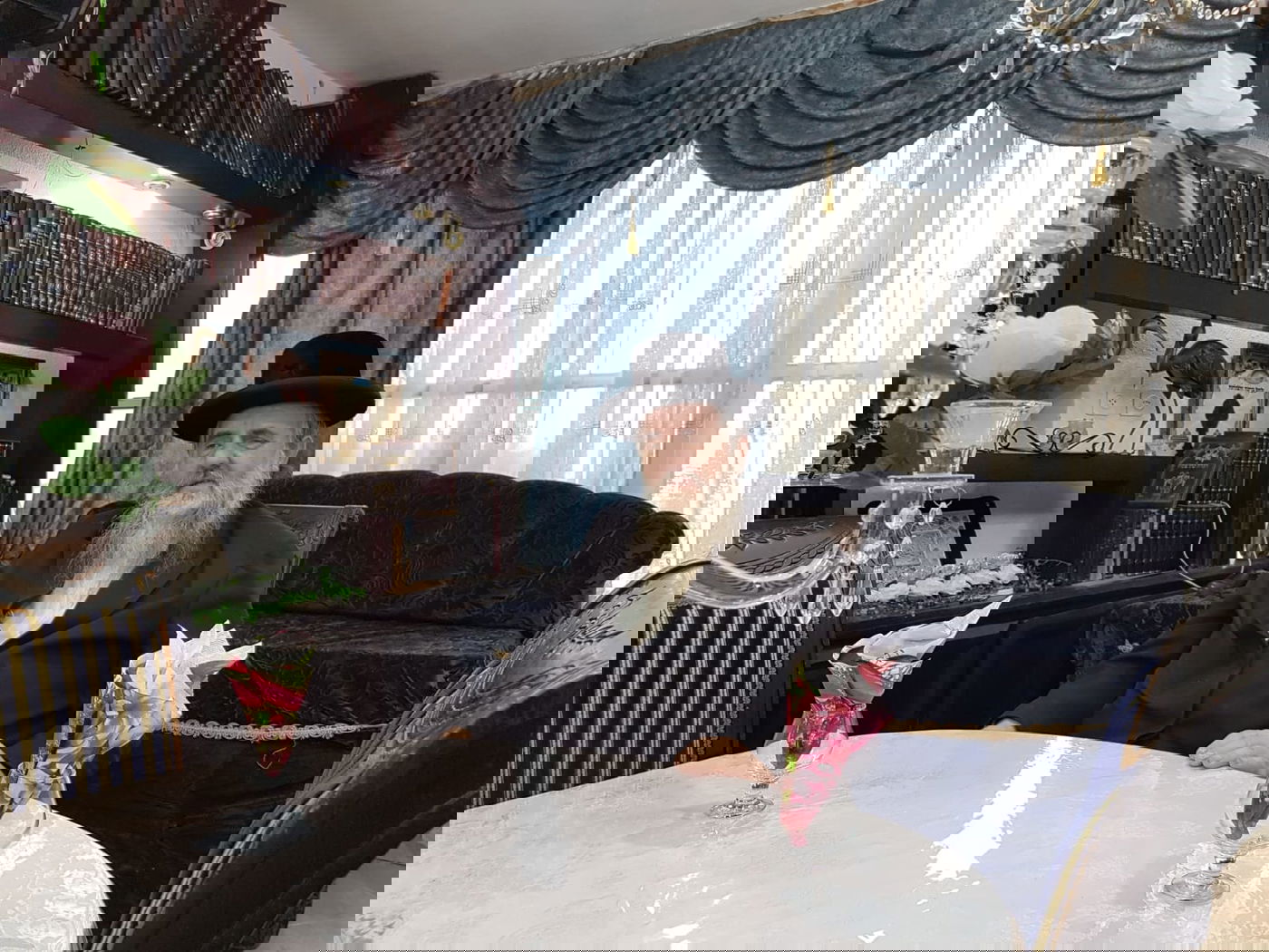 הדיין יצא מהטיש של האדמו"ר מצאנז - התמוטט ונפטר