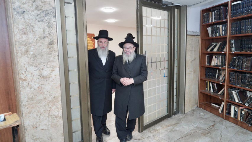 ה'חוזר' הסעיר את הישיבה בכפר חב"ד בשיעור כללי • תיעוד