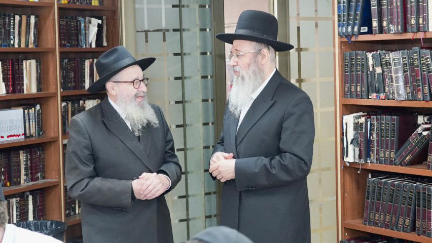 ה'חוזר' הסעיר את הישיבה בכפר חב"ד בשיעור כללי • תיעוד