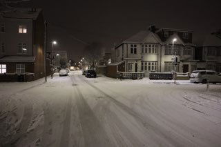 ילדים מתו ומטוסים קפאו: תיעוד מגל הקור שהגיע לממלכה