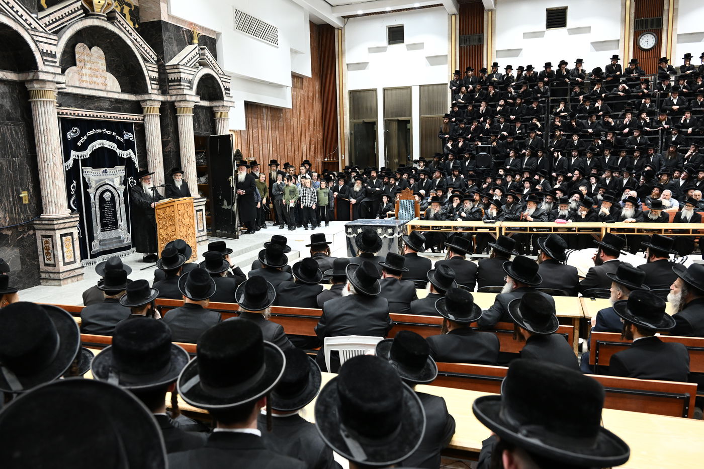 באופן נדיר: כך נפרדו בצאנז מהדיין שהסתלק בפתאומיות