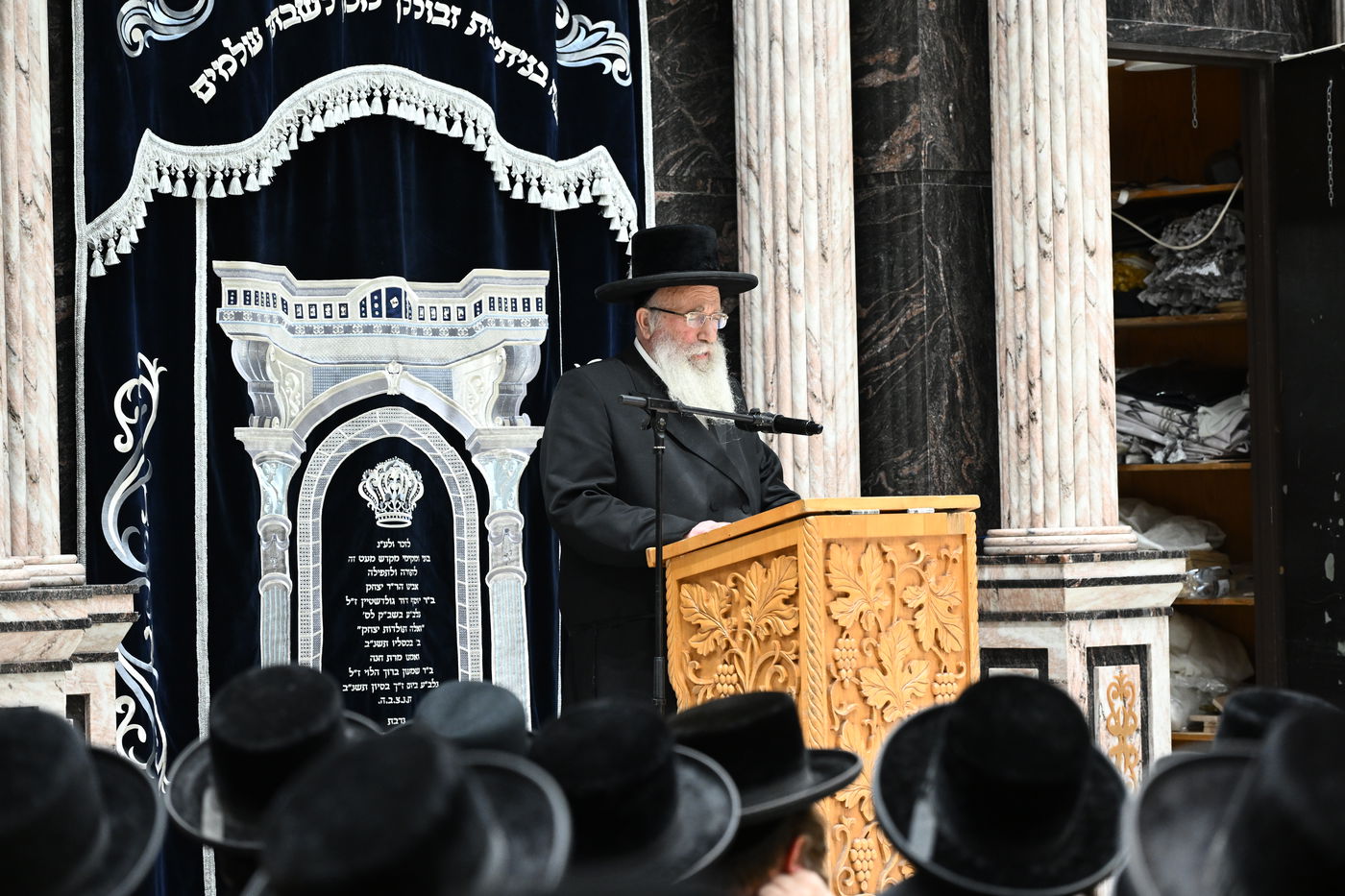באופן נדיר: כך נפרדו בצאנז מהדיין שהסתלק בפתאומיות
