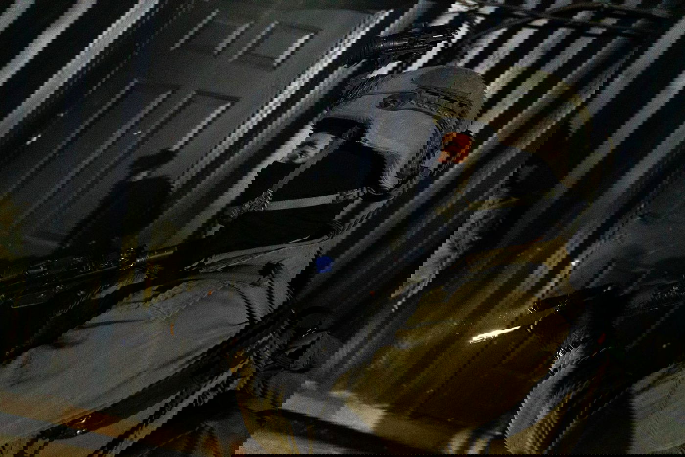 תיעוד מהקסדה: תוך יידוי אבנים, הלוחמים עצרו מבוקשים