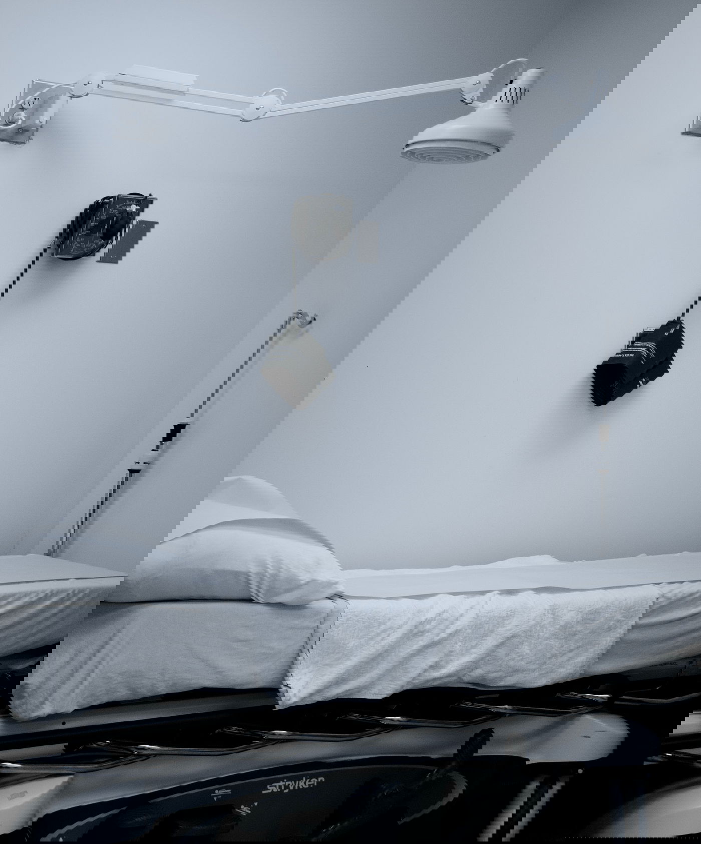 "היה נראה מלאך לבן"