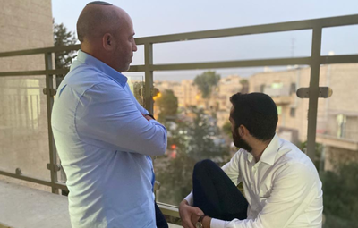 איצל'ה וקובי מחדשים לחנוכה: "חשוף"