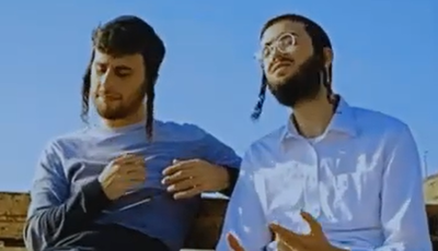 מוישי ריינר ונותי ליברמן במחרוזת חנוכה ייחודית