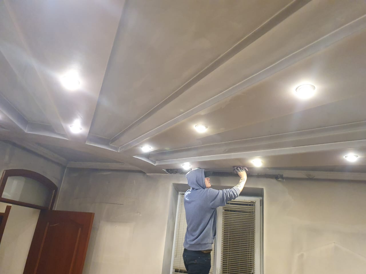 שליח חב"ד באוקראינה, התעורר בשבת וגילה: הנרות שרפו את הבית