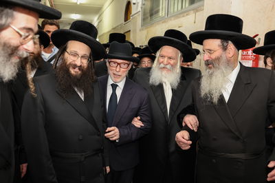 ביקור האדמו"ר מבאבוב