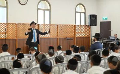 תמיד מרגש: ישראל סוסנה וילדי 'חפץ חיים': "טוב להודות"