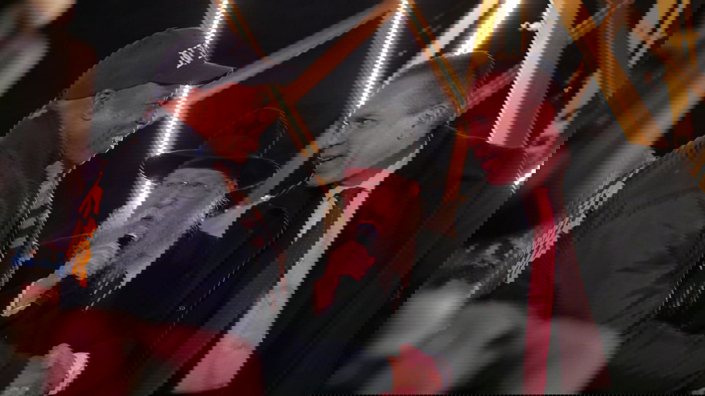 על רקע האנטישמיות הגואה: ראש העיר ניו יורק בהדלקת המנורה הגדולה בעולם