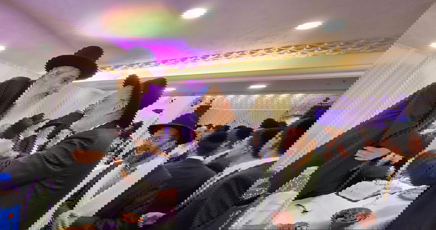 תיעוד: חתונת נכדם של הגר"י כהן והגר"ש בן שלמה