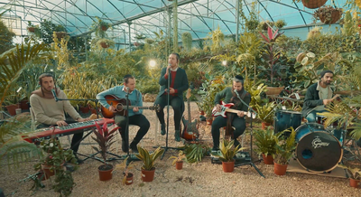 יענקי היל במחרוזת משירי ישי ריבו