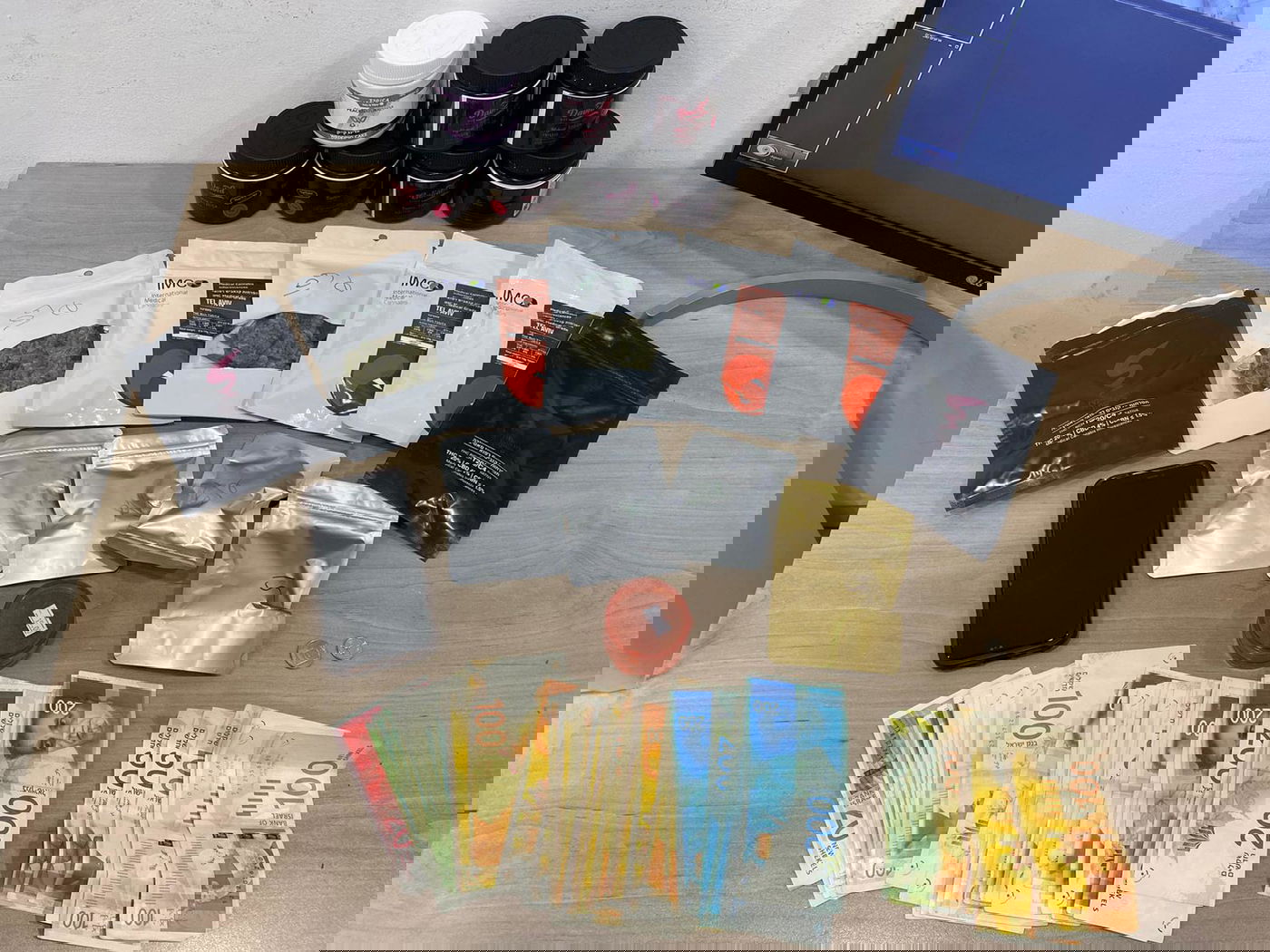 מאות גרמים באופנוע: תושב עיר חרדית חשוד בסחר בסמים