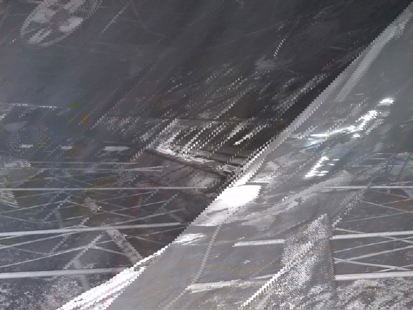 שריפות בשתי זירות