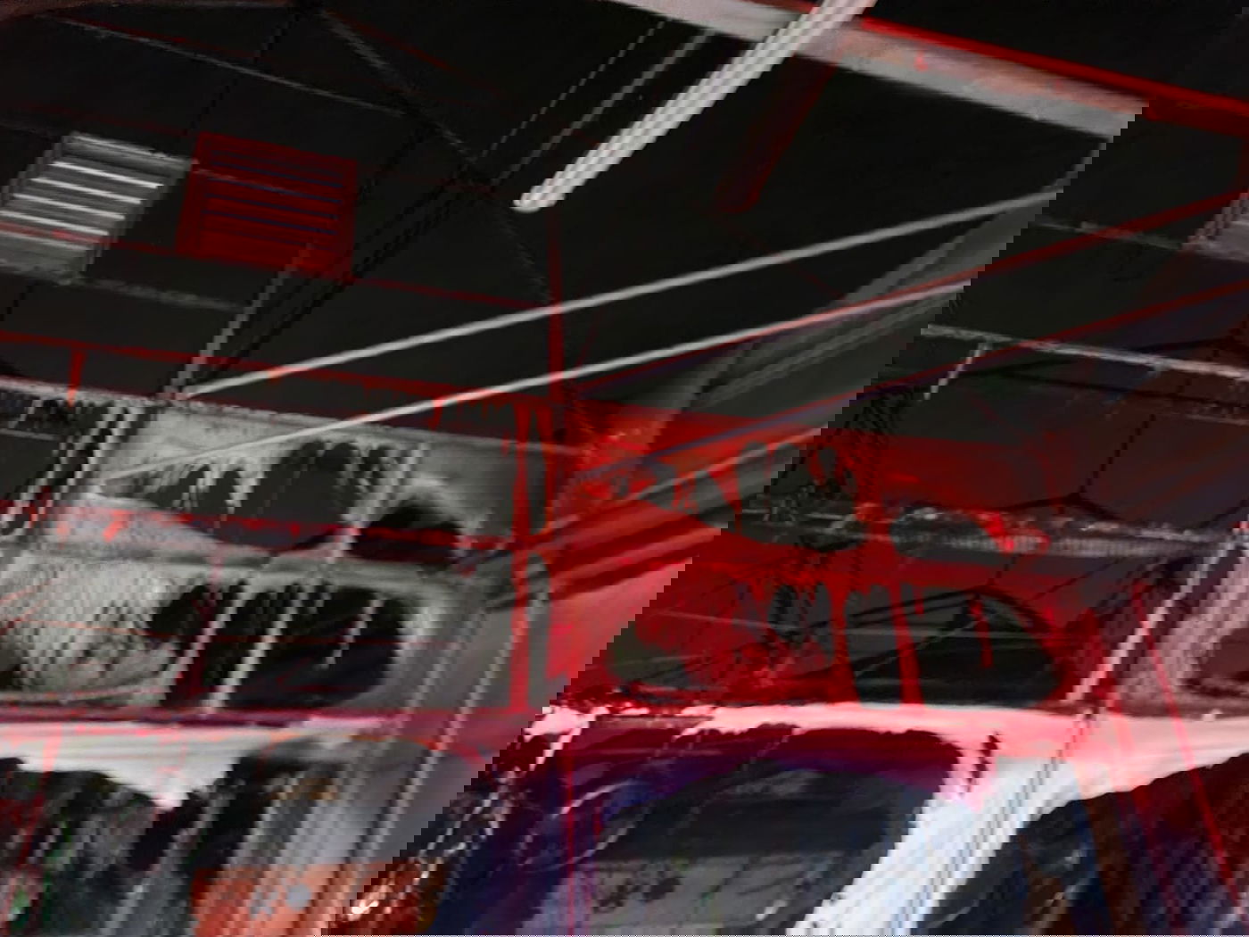 לוחמי האש הוזעקו לסייע בכיבוי האש בחוות קנאביס | תיעוד