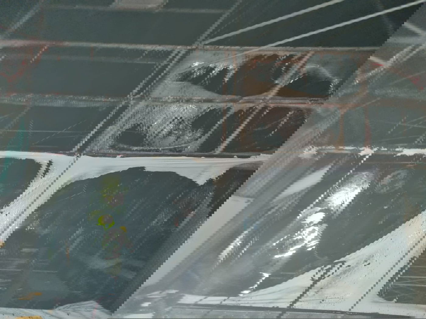 לוחמי האש הוזעקו לסייע בכיבוי האש בחוות קנאביס | תיעוד