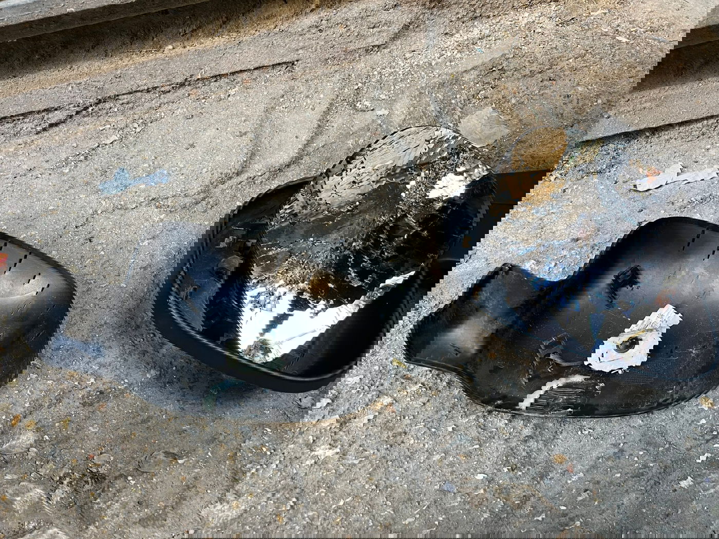 המראה השבורה