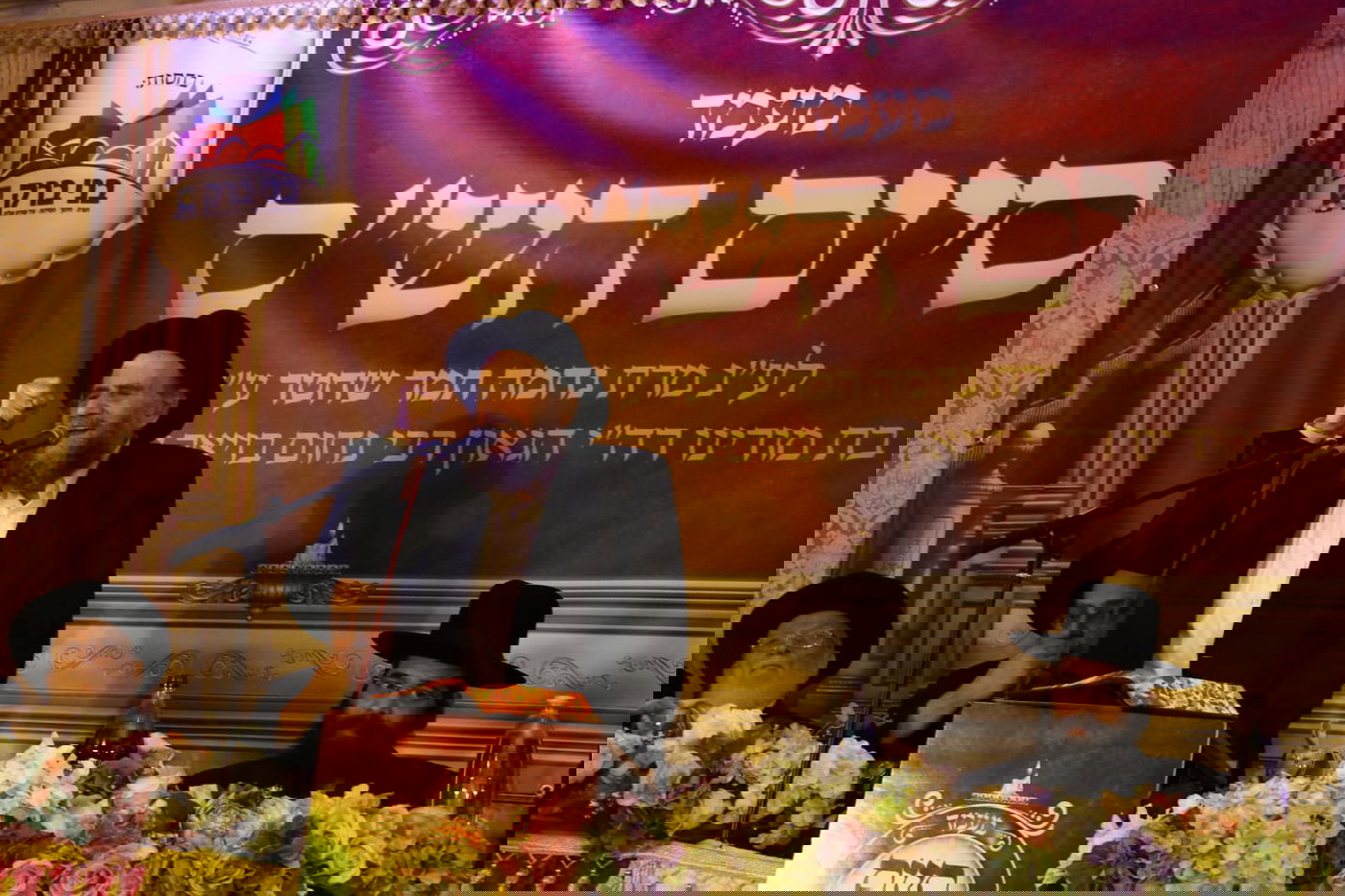 תיעוד: הבחורים סיימו ש"ס לעילוי נשמת בתו ראש הישיבה