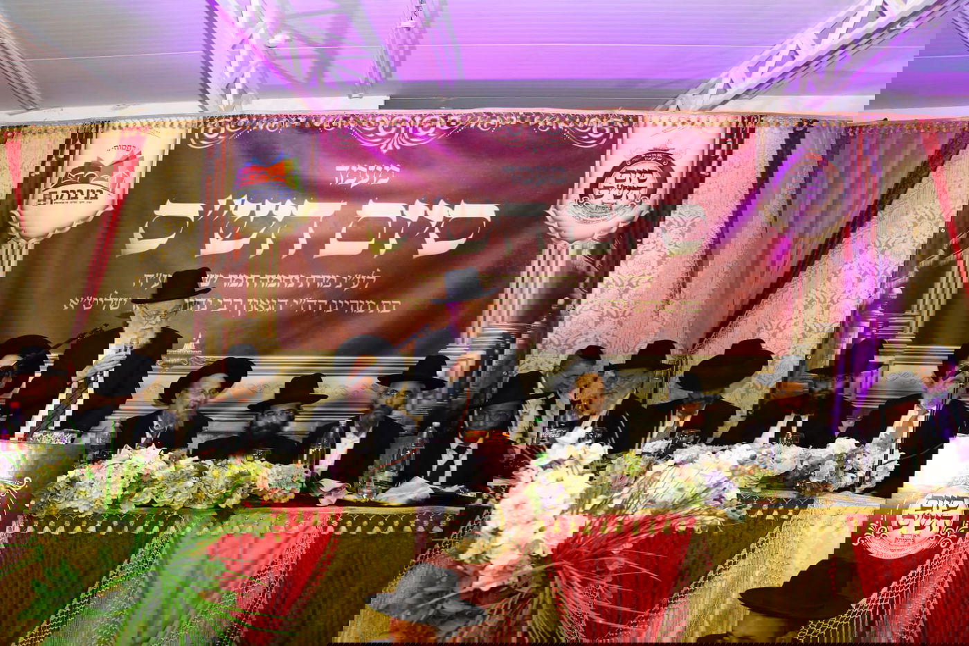 תיעוד: הבחורים סיימו ש"ס לעילוי נשמת בתו ראש הישיבה