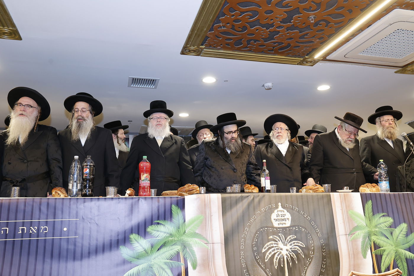 בראשות האב"ד: בסאטמר הניחו אבן פינה לבית ספר חדש