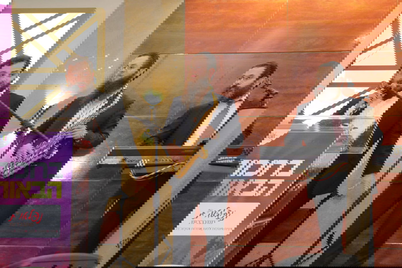 מרגש: כשפריד בירך את נשות הגיל השלישי