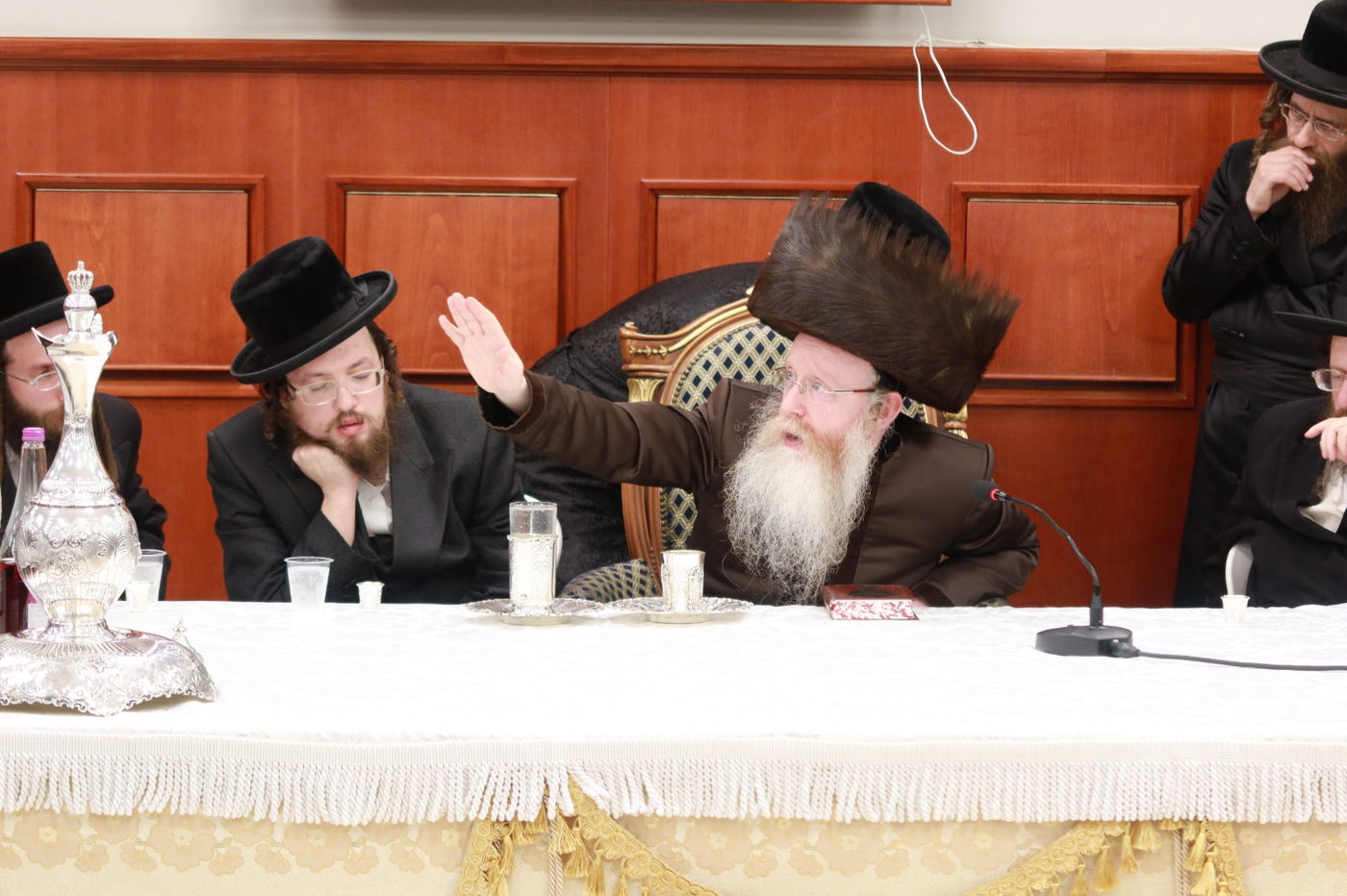 הדלקת נר חנוכה ויום ההצלה בקרעטשניף קרית גת