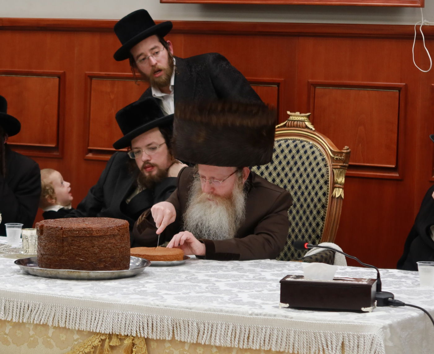 הדלקת נר חנוכה ויום ההצלה בקרעטשניף קרית גת