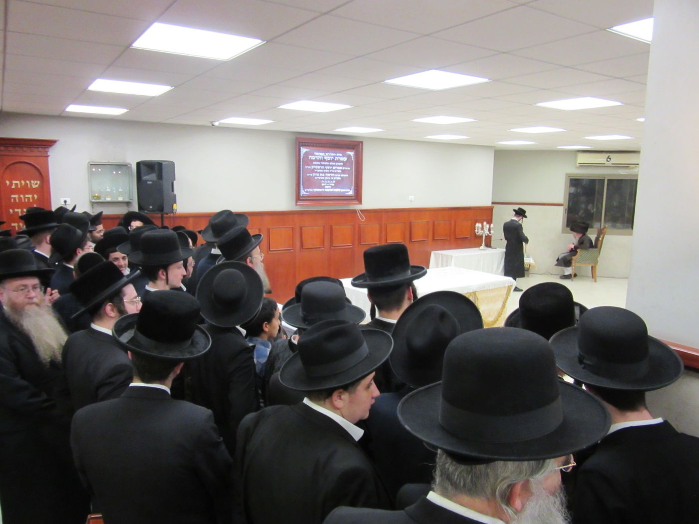 הדלקת נר חנוכה ויום ההצלה בקרעטשניף קרית גת