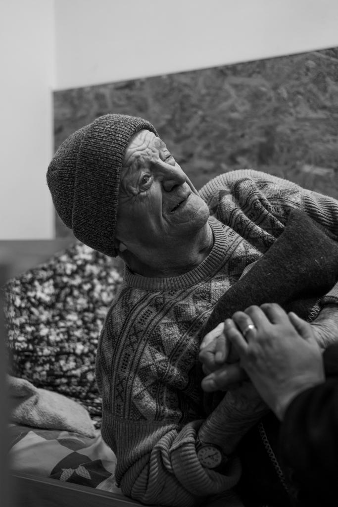 בצל המלחמה: הדלקת נרות חנוכה באוקראינה