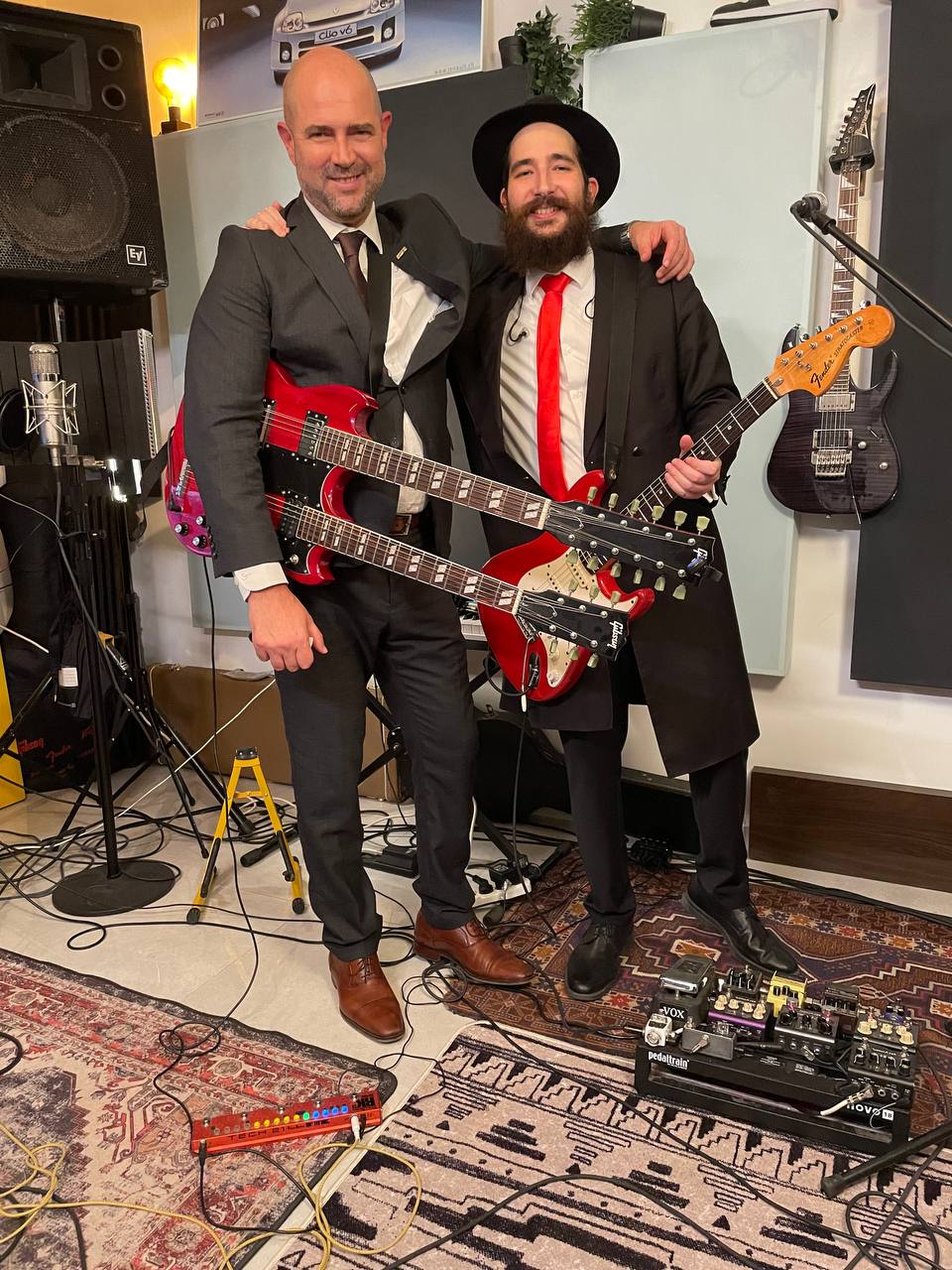 זינגער בכיכר • כל הנייעס של המוזיקה היהודית