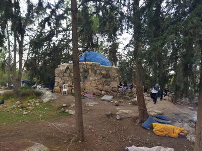 סיור בקבר מתתיהו