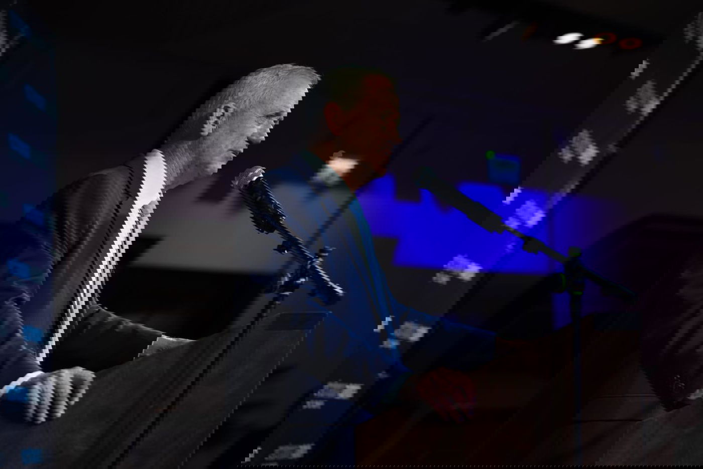 בני גנץ: "הרב הצבאי הראשי כפוף לרבנות, אין לשנות את הליך המינוי"