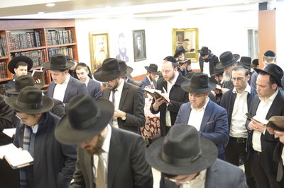 התפילות בבית ראש הישיבה