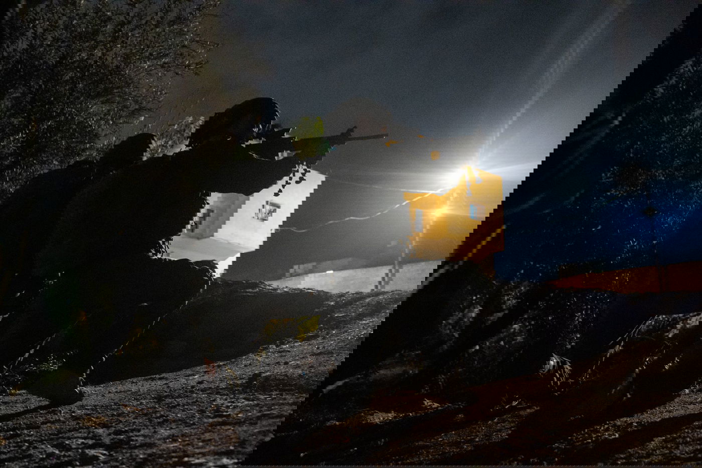 שני מבוקשים נעצרו הלילה; צפו בפעילות הצבאית