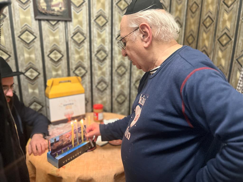 טנקים באוקראינה, לא מה שחשבתם: המבצע החב"די בלב המדינה הבוערת