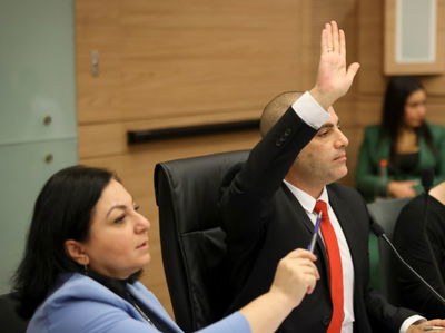 מאשרים את הצעת החוק | מתוך דיוני הוועדה